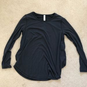 Lululemon black longsleeve top